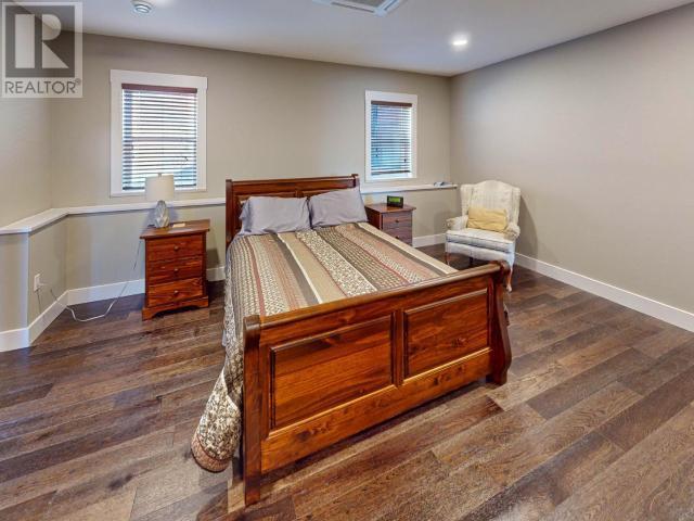 












5410 HEMLOCK STREET

,
Powell River,




British Columbia
V8A0T6

