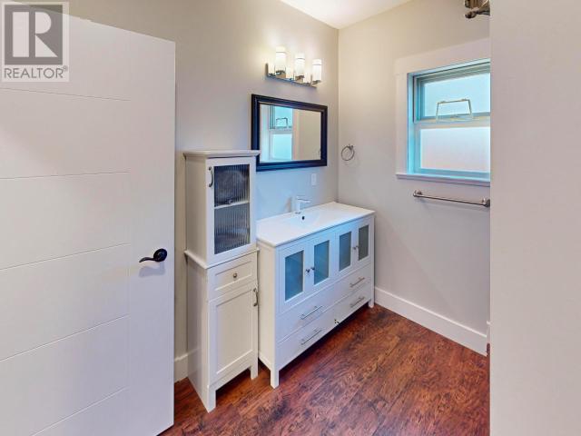 












5410 HEMLOCK STREET

,
Powell River,




British Columbia
V8A0T6


