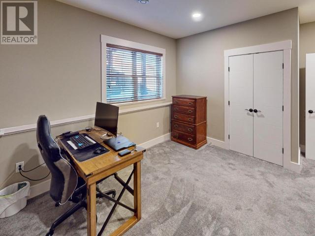 












5410 HEMLOCK STREET

,
Powell River,




British Columbia
V8A0T6

