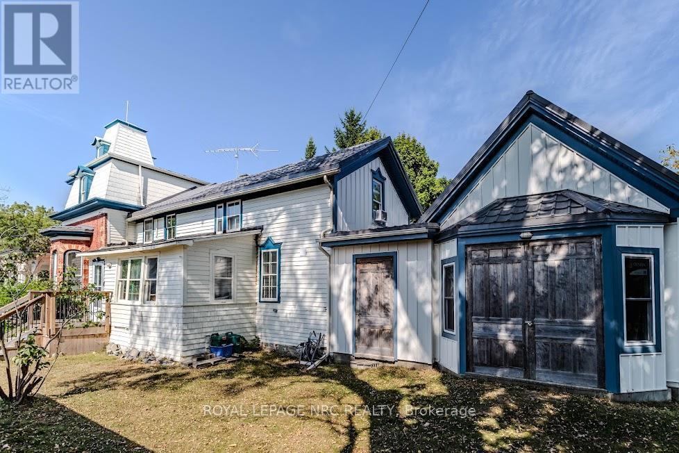 












348 RIDGE ROAD N

,
Fort Erie (Ridgeway),




Ontario
L0S1N0

