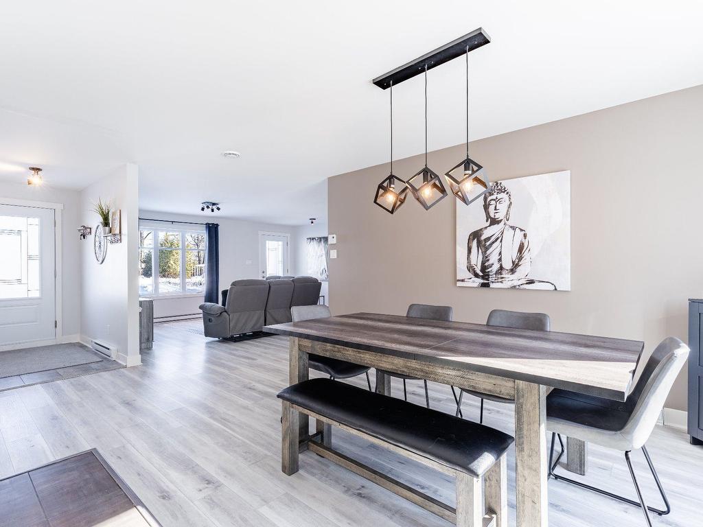 









495


Rue Nancy

,
Saint-Roch-de-Richelieu,




QC
J0L2M0

