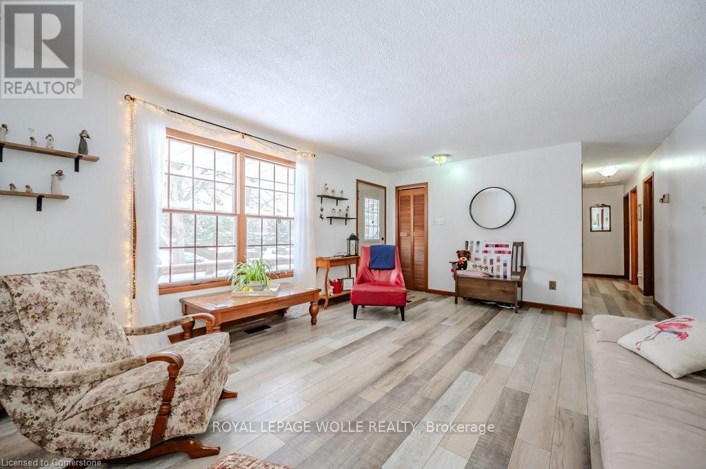 












39 BANNOCKBURN ROAD

,
Kitchener,




Ontario
N2R1M1

