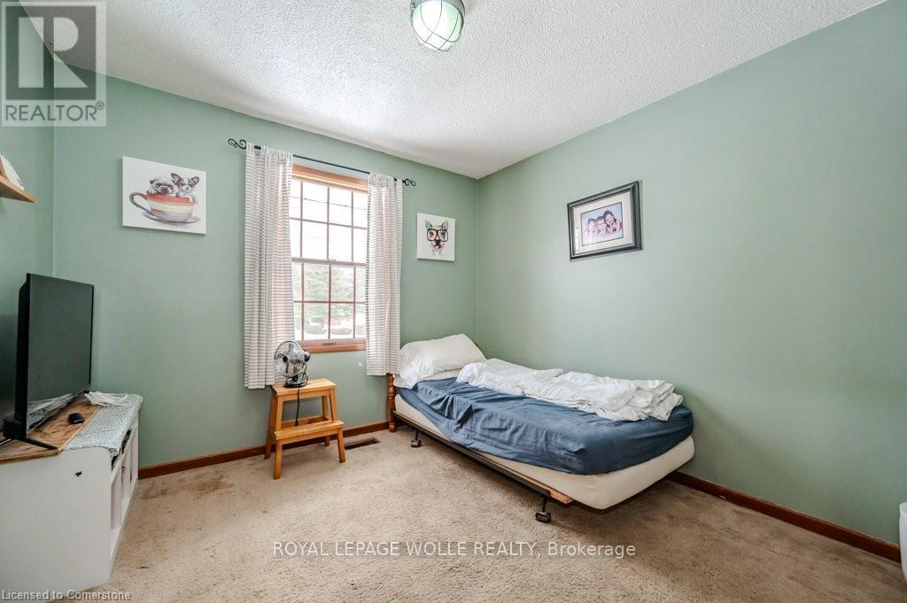 












39 BANNOCKBURN ROAD

,
Kitchener,




Ontario
N2R1M1

