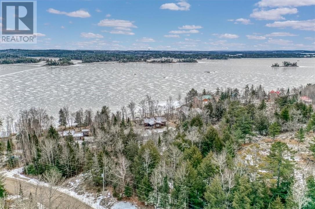 












1368 Bay of Islands Drive

,
Whitefish Falls,




Ontario
P5E0A6

