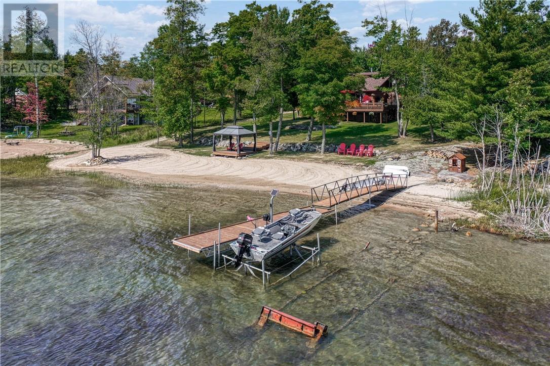












1368 Bay of Islands Drive

,
Whitefish Falls,




Ontario
P5E0A6

