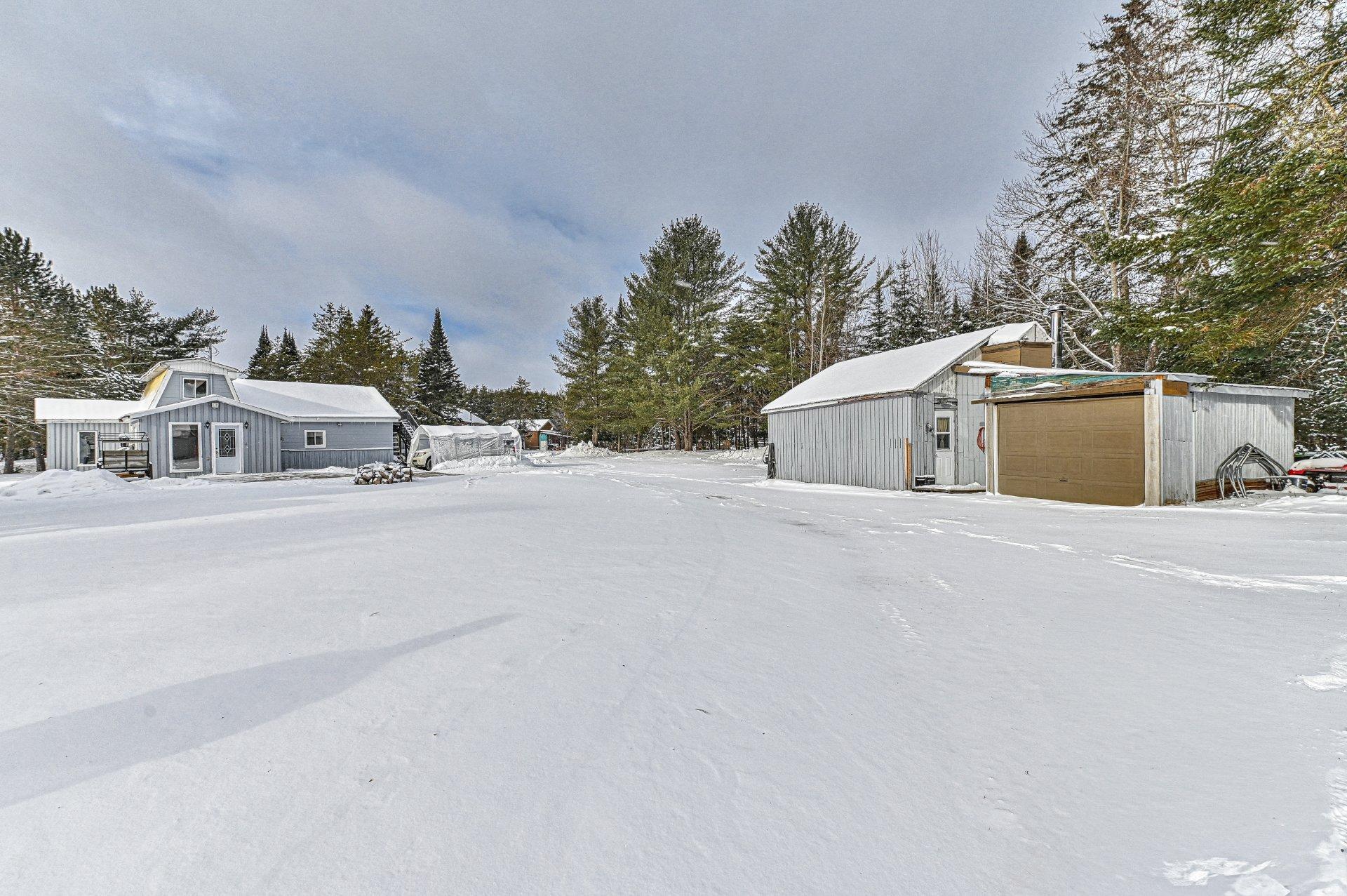 









138


Ch. des Mûriers

,
Labelle,




QC
J0T1H0


