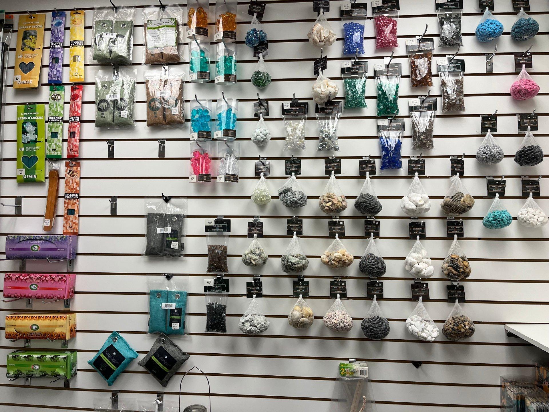 









9942


Ch. de la Côte-de-Liesse

,
Montréal (Lachine),




QC
H8T1A1

