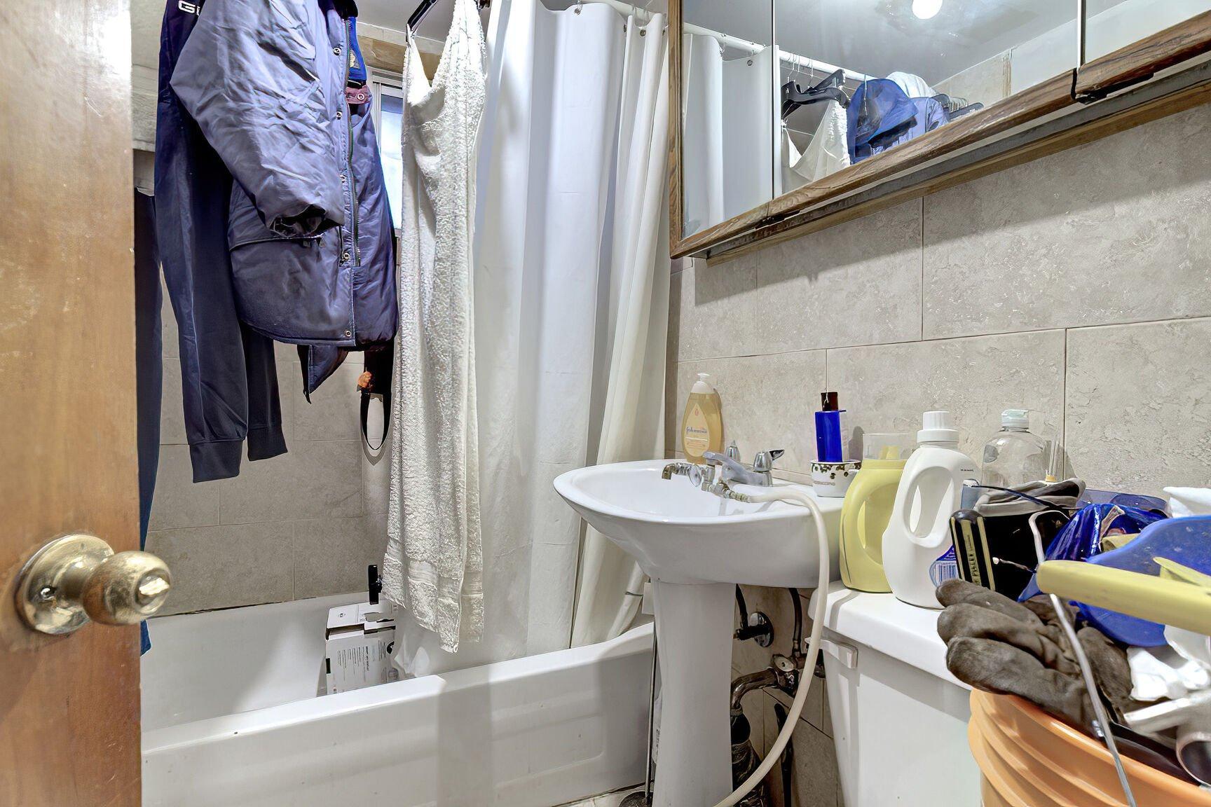 









1465

 - 1485


Rue Dudemaine

,
Montréal (Ahuntsic-Cartierville),




QC
H3M1P9

