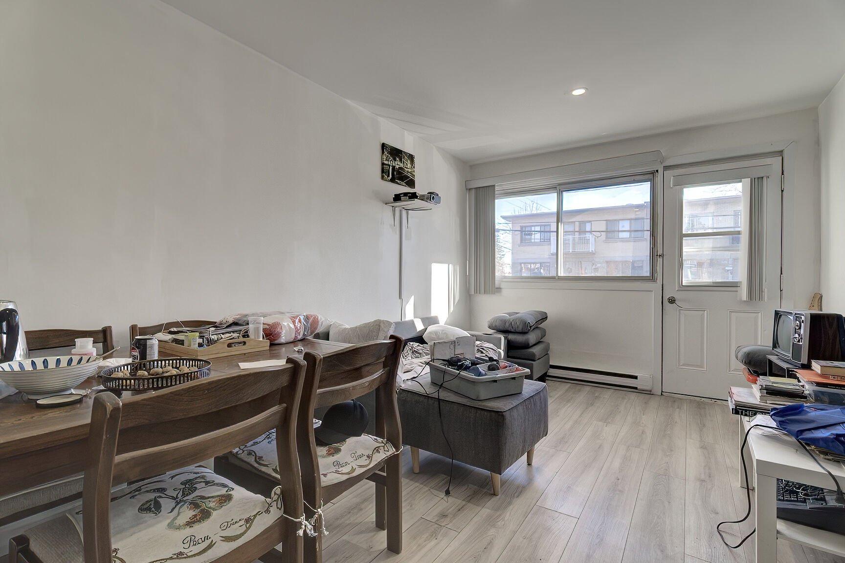 









1465

 - 1485


Rue Dudemaine

,
Montréal (Ahuntsic-Cartierville),




QC
H3M1P9

