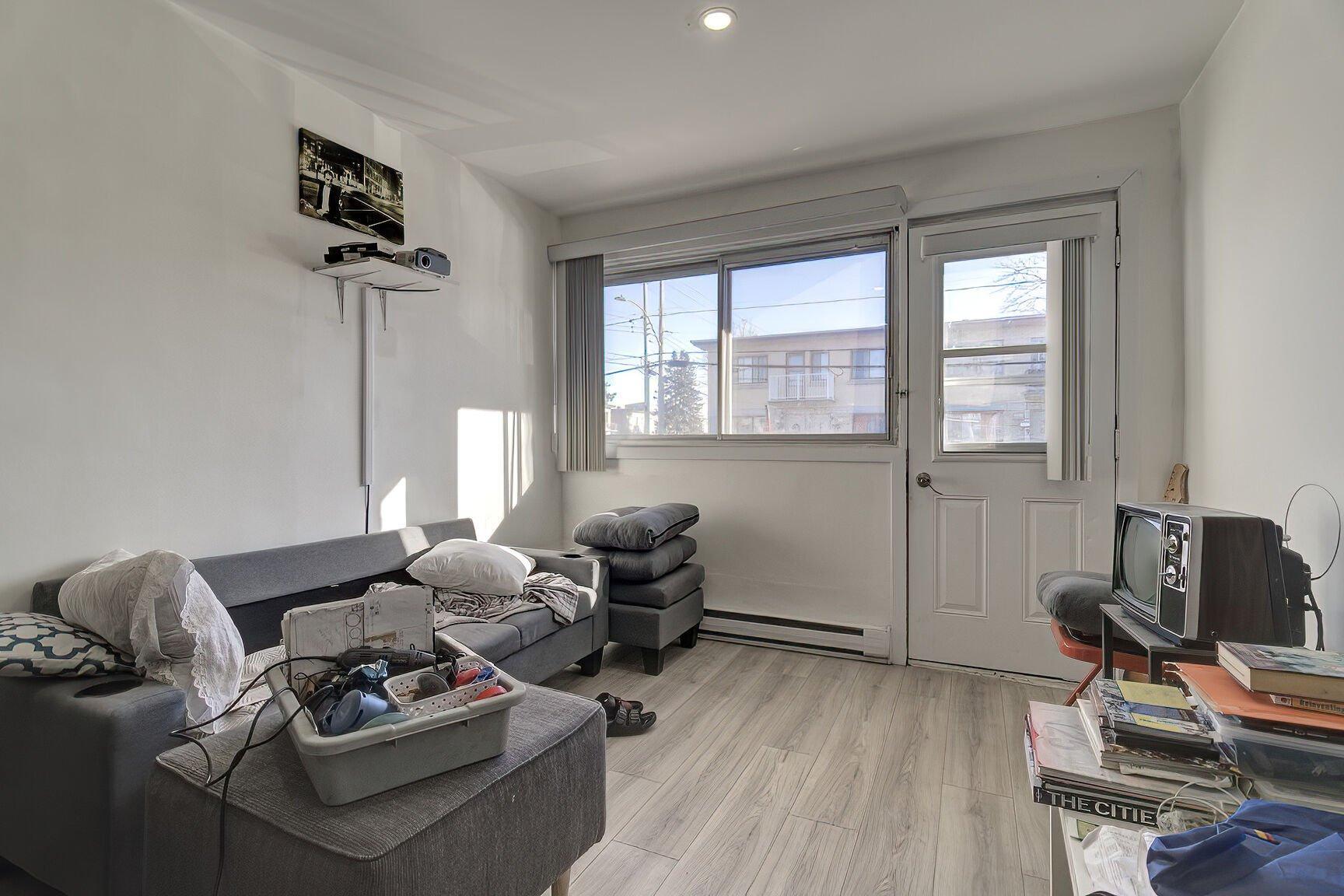 









1465

 - 1485


Rue Dudemaine

,
Montréal (Ahuntsic-Cartierville),




QC
H3M1P9

