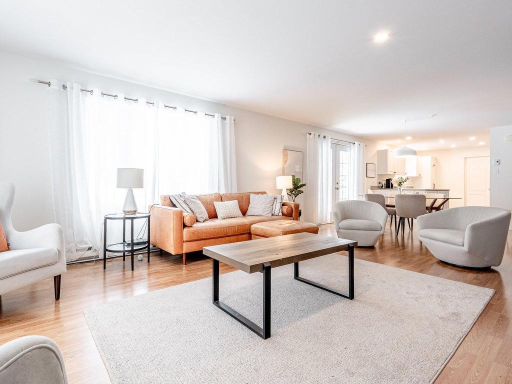 









2065

 - 2075Z


Rue du Vermont

,
Sherbrooke (Les Nations),




QC
J1J1G9

