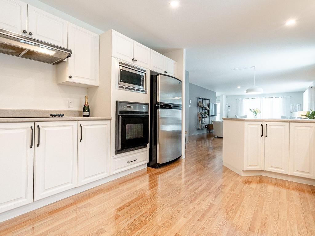 









2065

 - 2075Z


Rue du Vermont

,
Sherbrooke (Les Nations),




QC
J1J1G9


