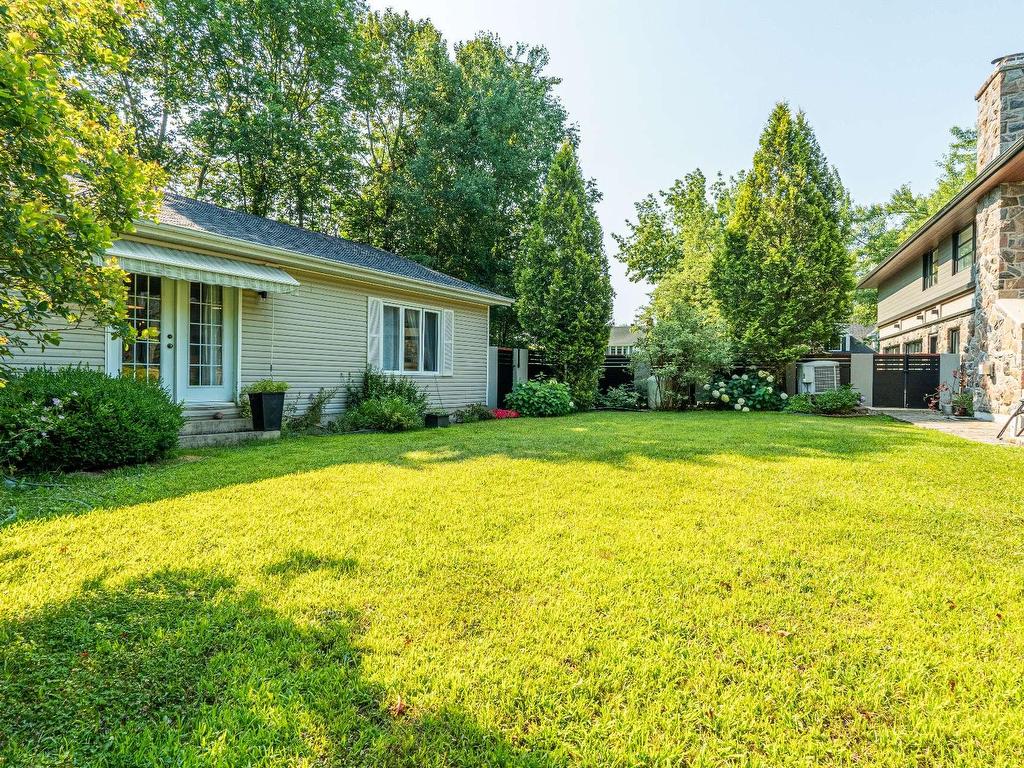 









2065

 - 2075Z


Rue du Vermont

,
Sherbrooke (Les Nations),




QC
J1J1G9

