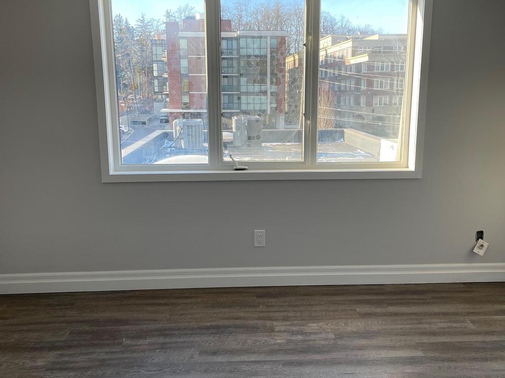 









56


Queen

Street North, 6,
Caledon,




ON
L7E 1B9

