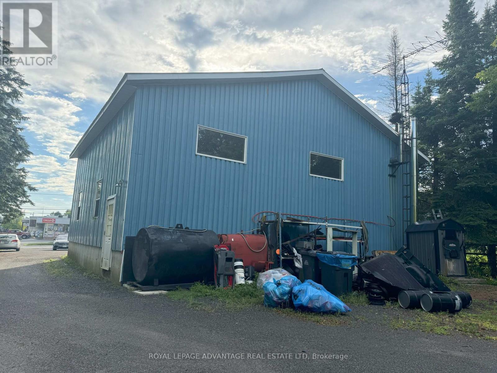 












78 CONCESSION STREET

,
Westport,




Ontario
K0G1X0

