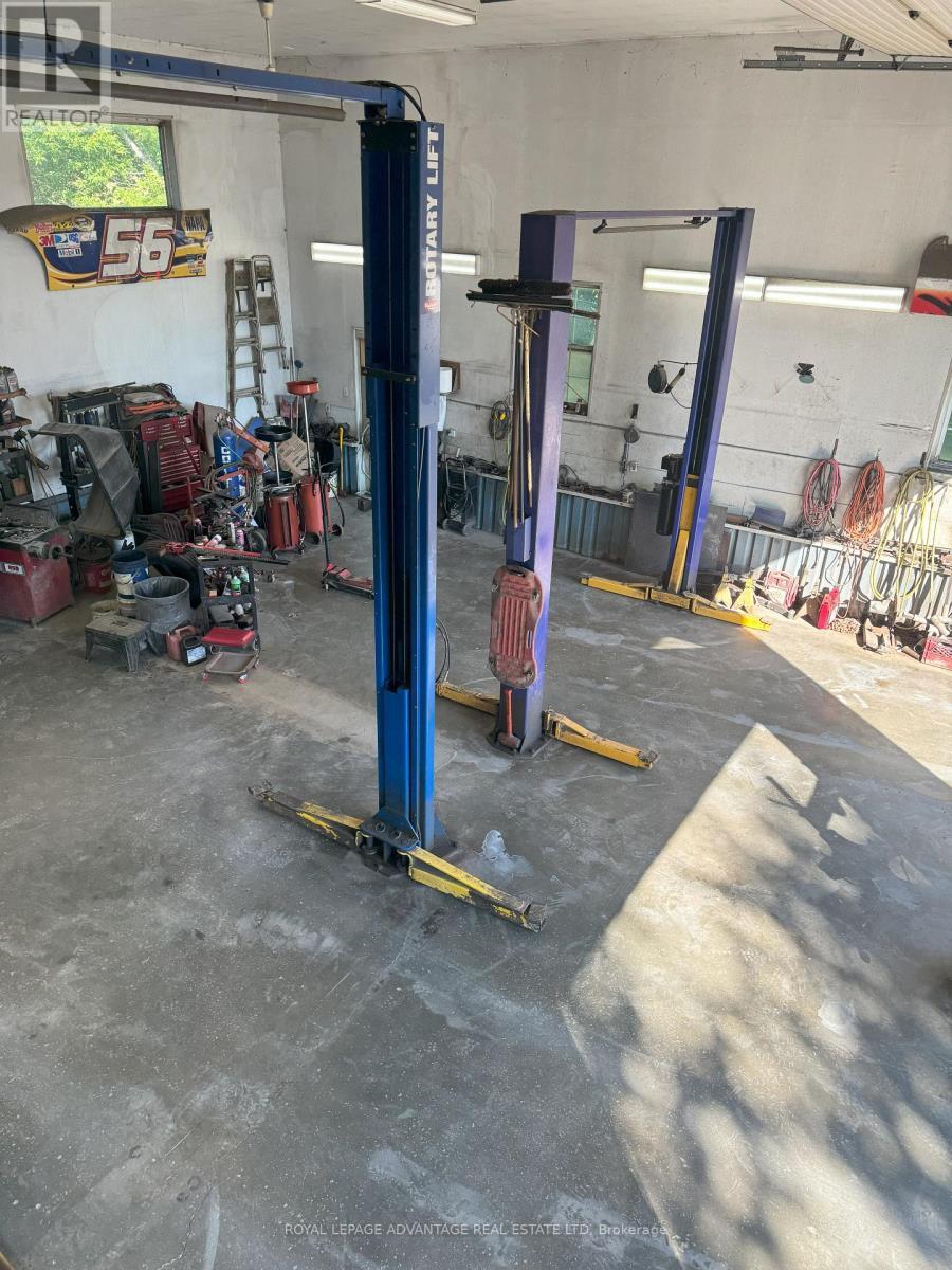 












78 CONCESSION STREET

,
Westport,




Ontario
K0G1X0

