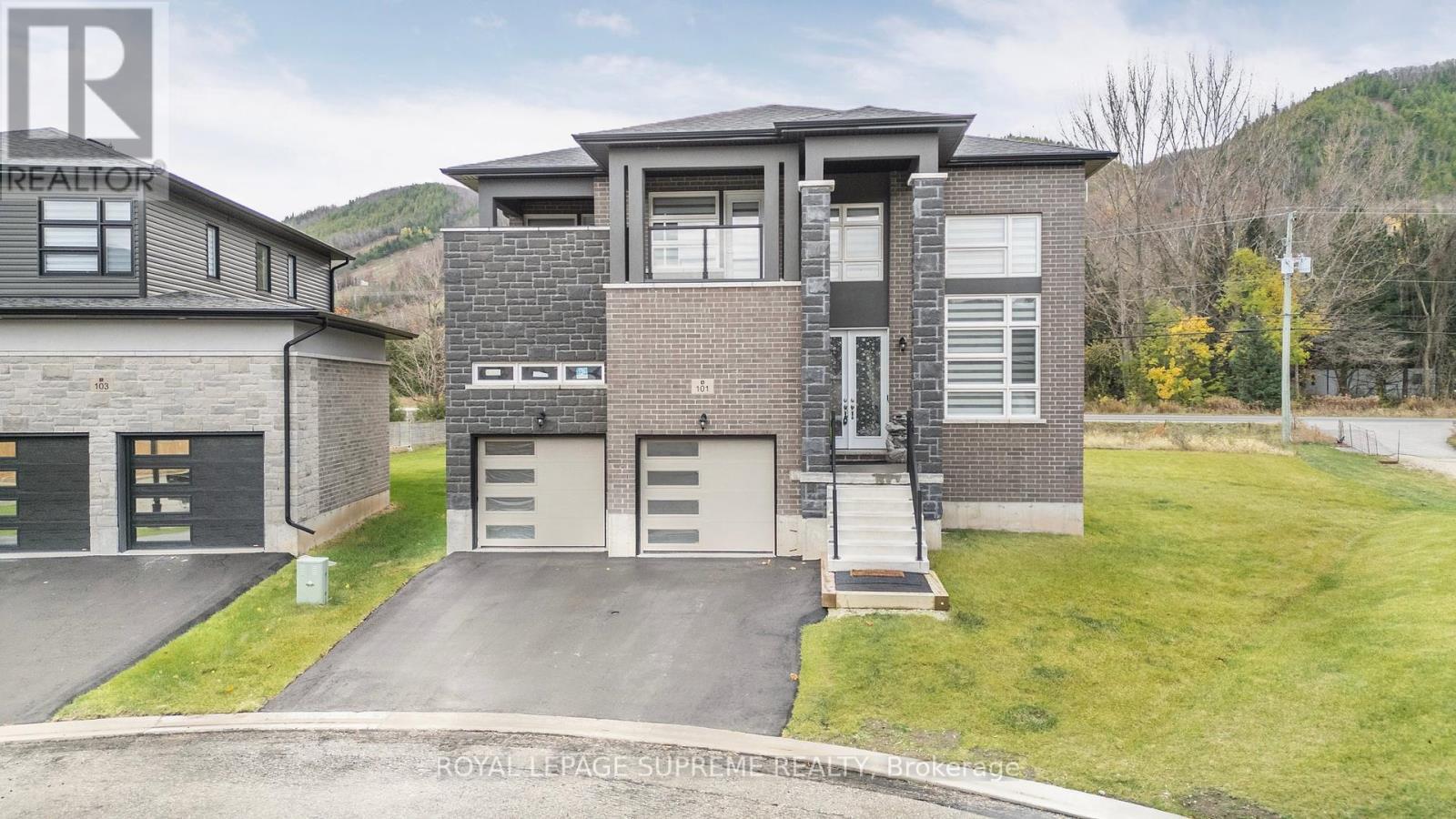 












101 SEBASTIAN STREET

,
Blue Mountains,




Ontario
N0H1J0

