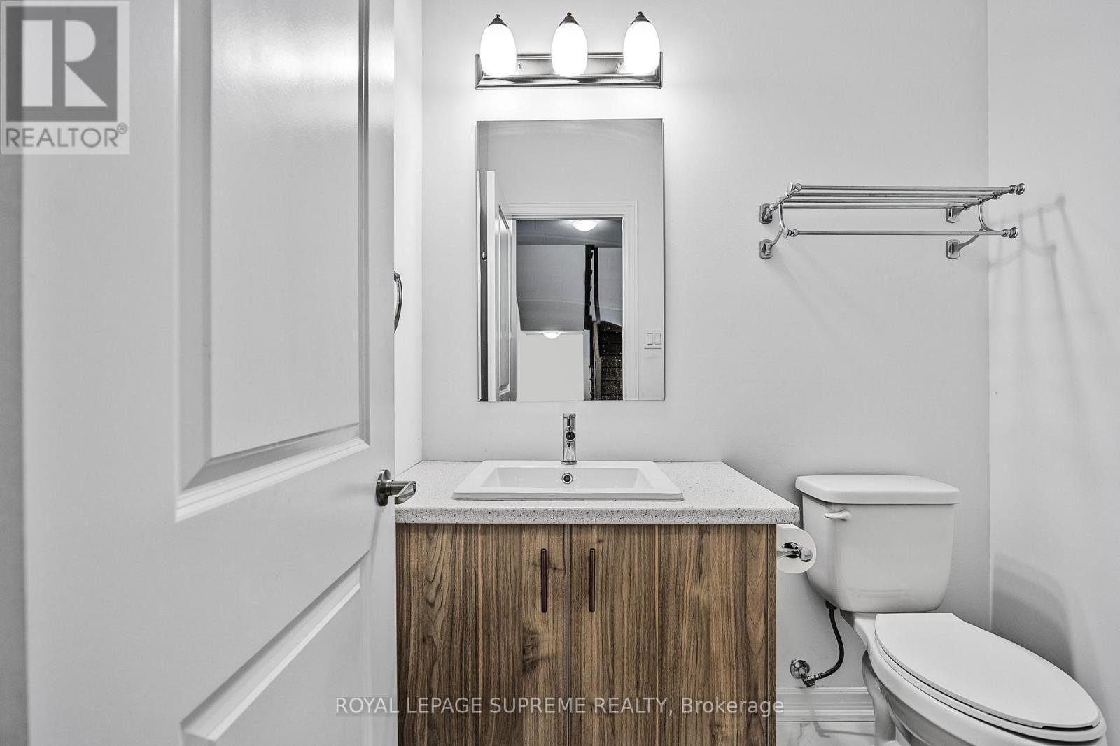 












101 SEBASTIAN STREET

,
Blue Mountains,




Ontario
N0H1J0

