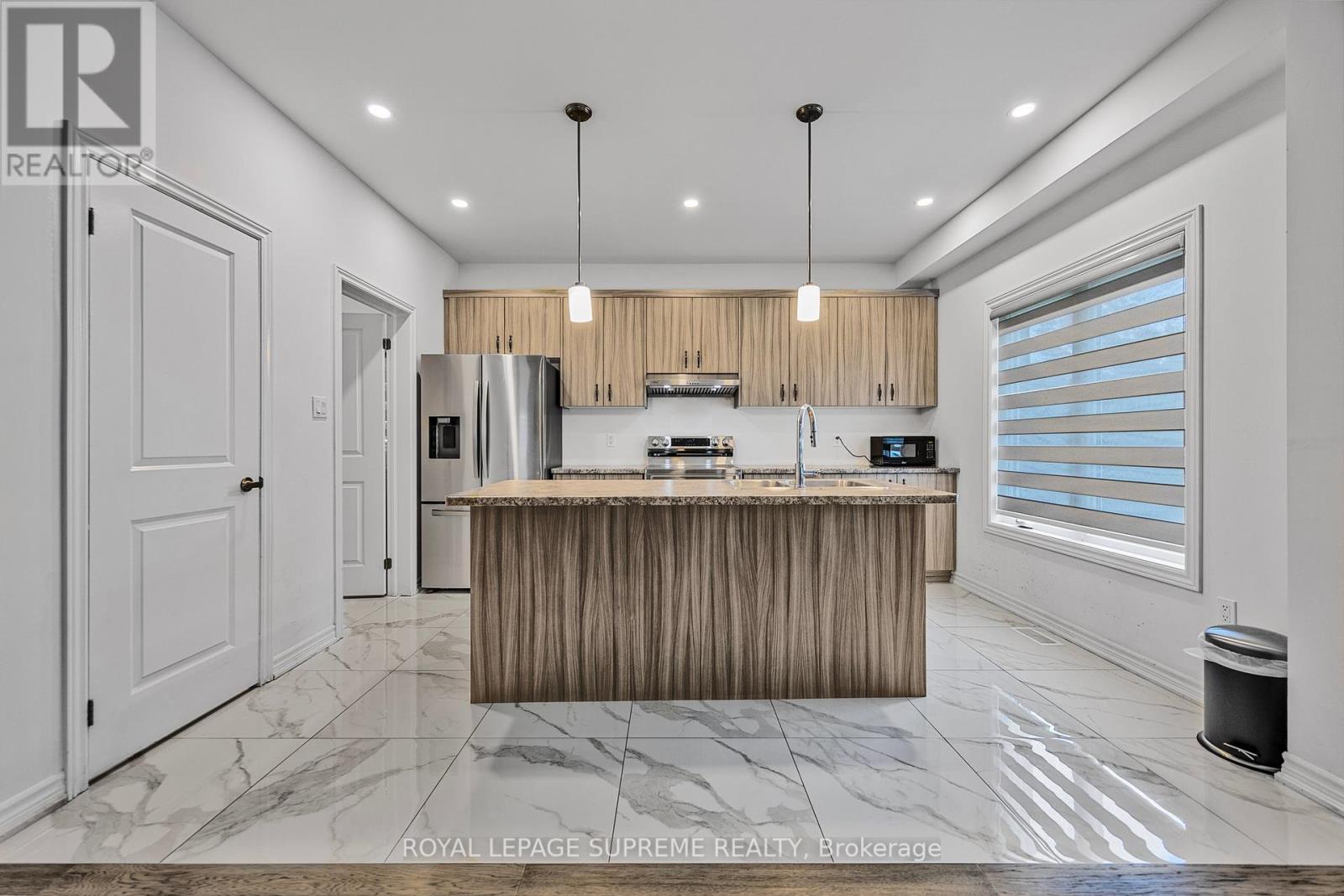 












101 SEBASTIAN STREET

,
Blue Mountains,




Ontario
N0H1J0

