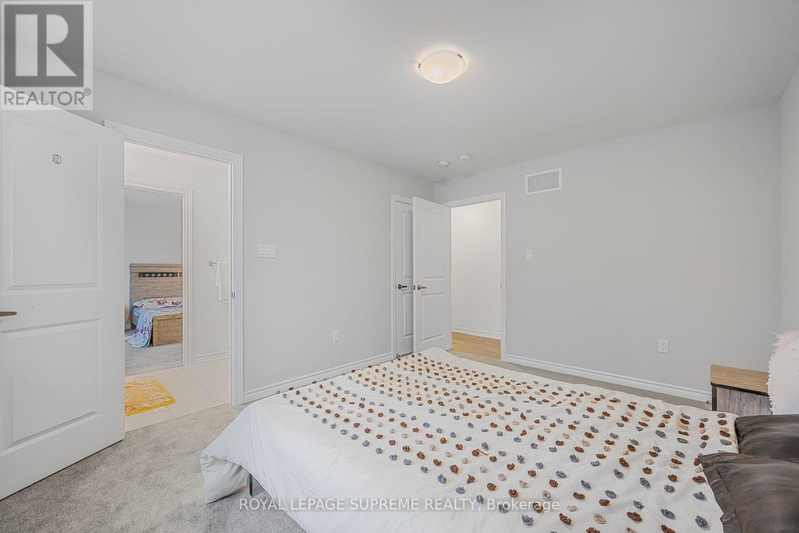












101 SEBASTIAN STREET

,
Blue Mountains,




Ontario
N0H1J0

