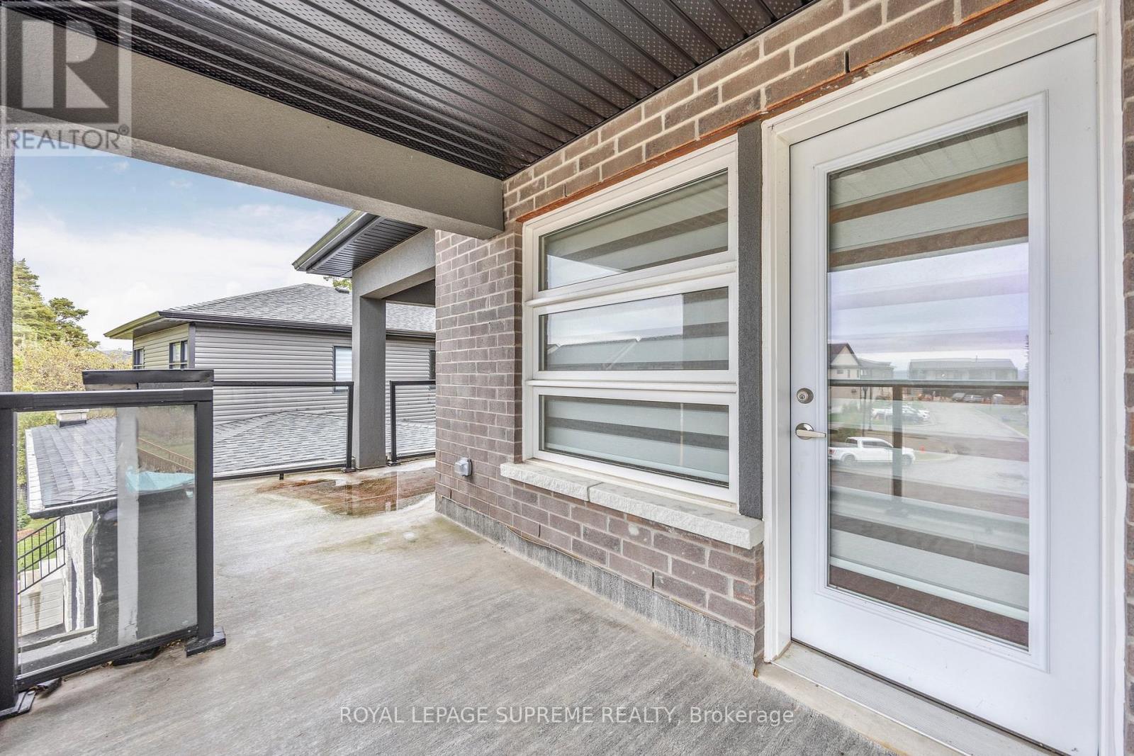 












101 SEBASTIAN STREET

,
Blue Mountains,




Ontario
N0H1J0


