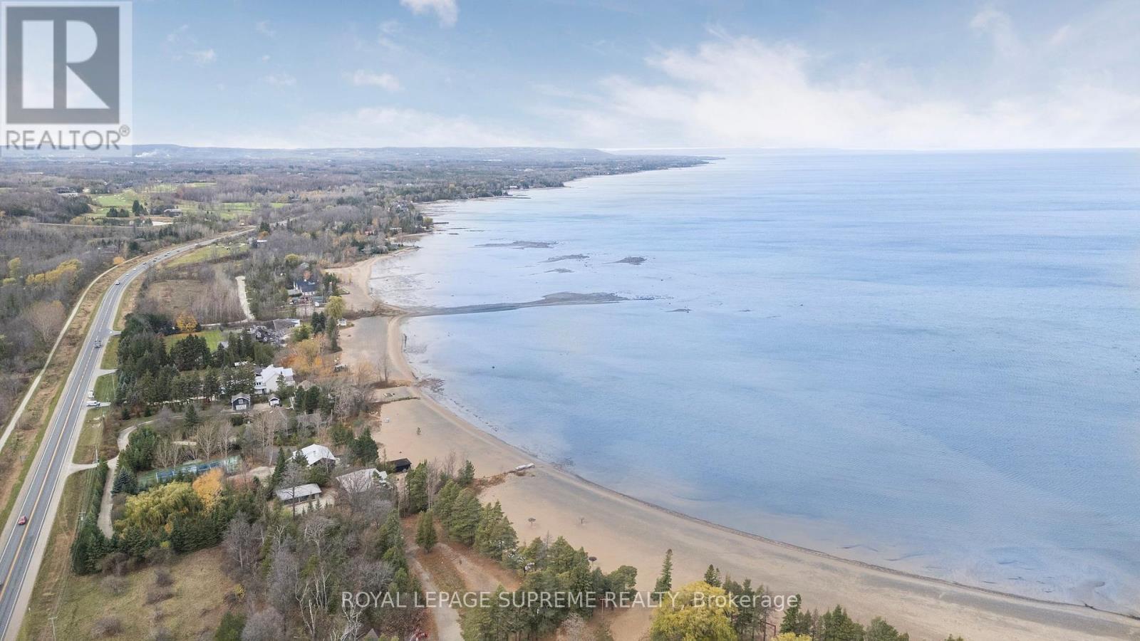 












101 SEBASTIAN STREET

,
Blue Mountains,




Ontario
N0H1J0

