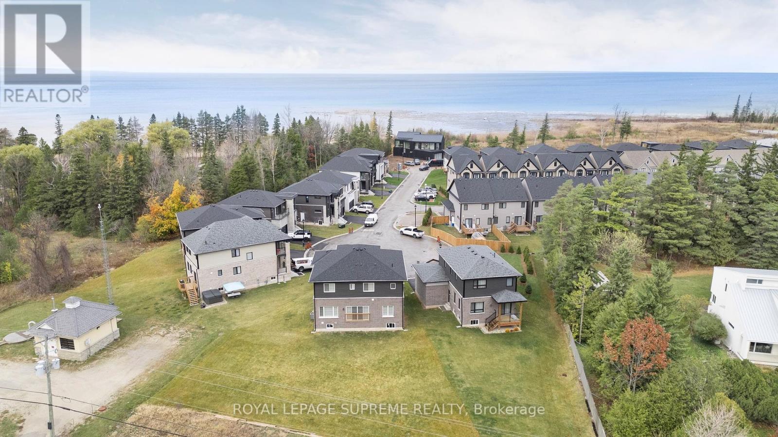 












101 SEBASTIAN STREET

,
Blue Mountains,




Ontario
N0H1J0

