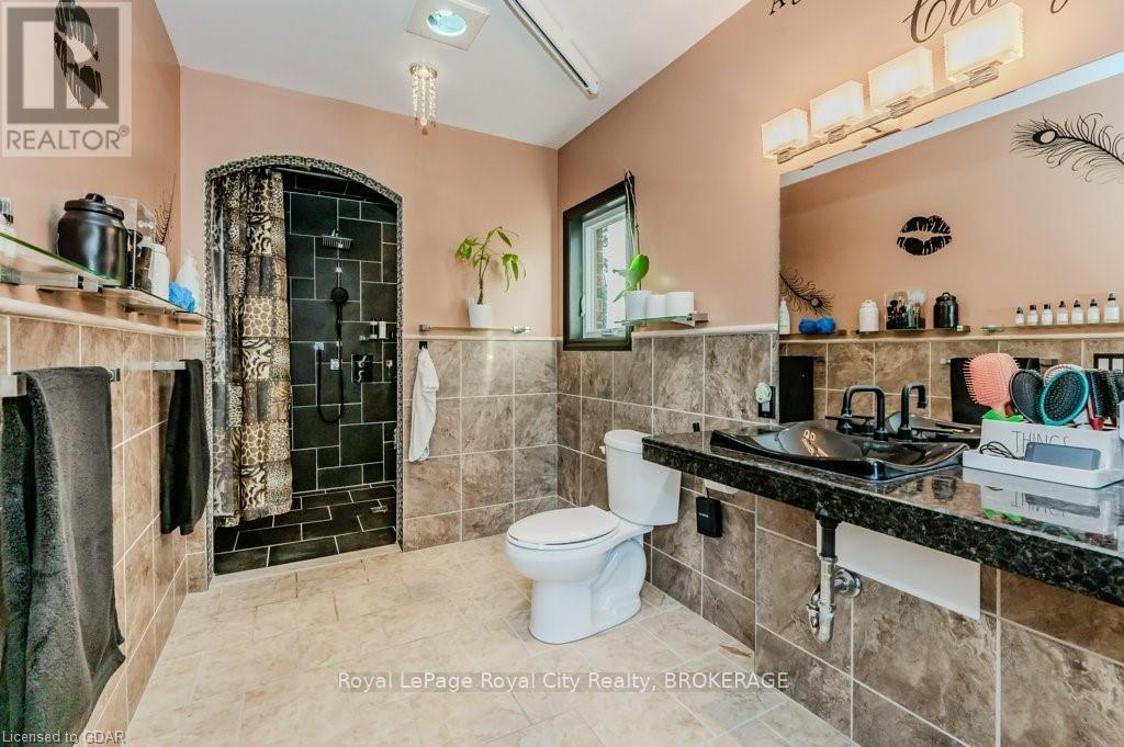 












5822 2ND LINE

,
Erin,




Ontario
L0N1N0

