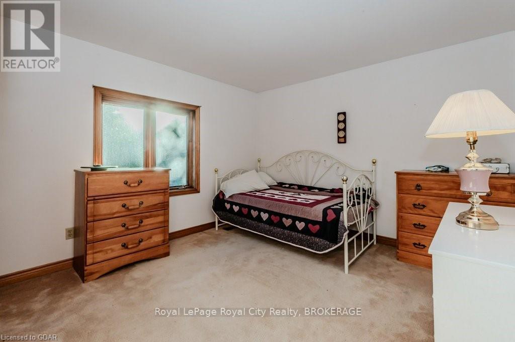 












5822 2ND LINE

,
Erin,




Ontario
L0N1N0

