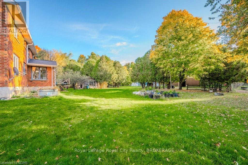 












5822 2ND LINE

,
Erin,




Ontario
L0N1N0

