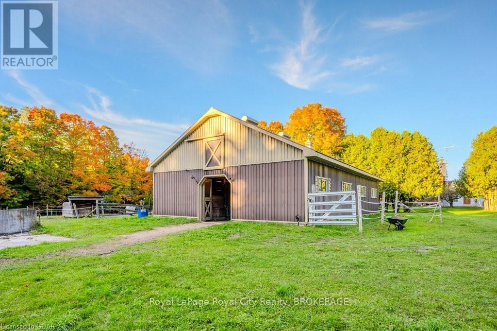 












5822 2ND LINE

,
Erin,




Ontario
L0N1N0

