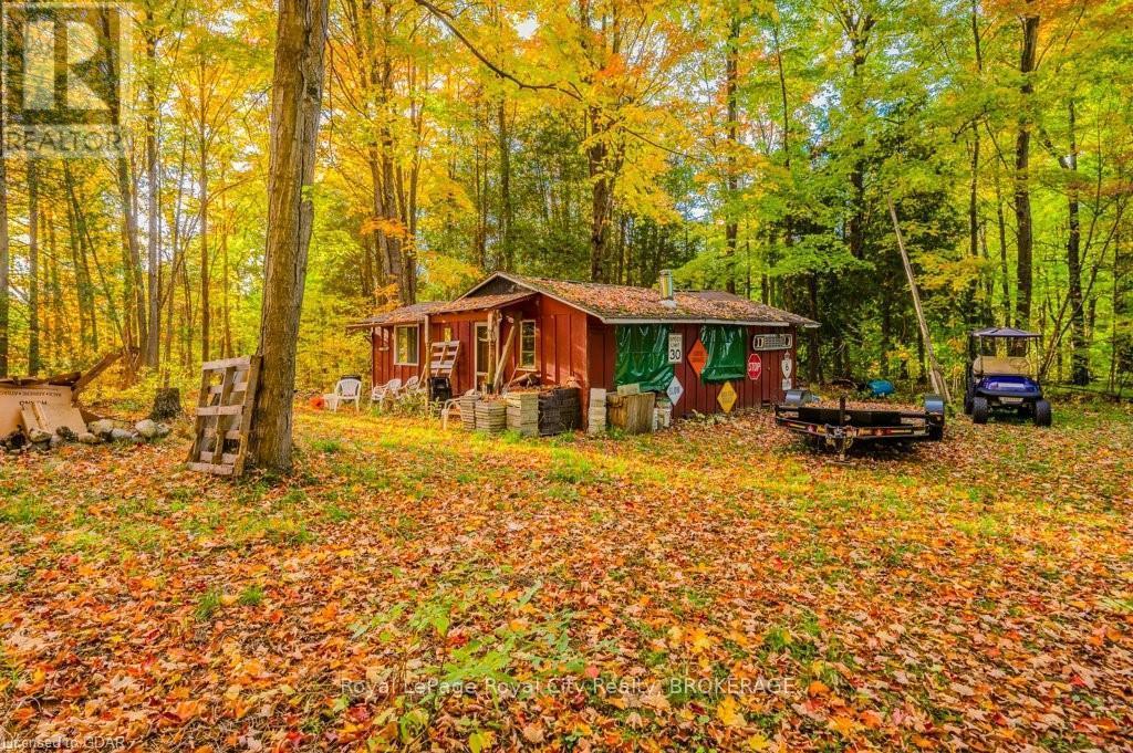 












5822 2ND LINE

,
Erin,




Ontario
L0N1N0

