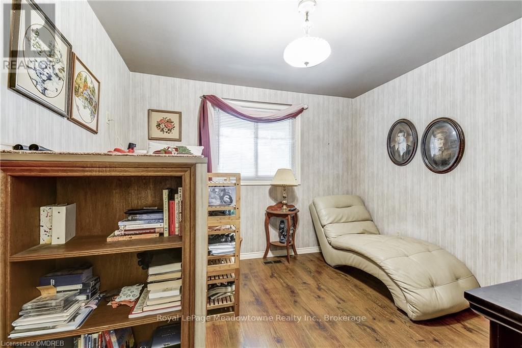 












1602 6 HIGHWAY N

,
Hamilton,




Ontario
L8N2Z7

