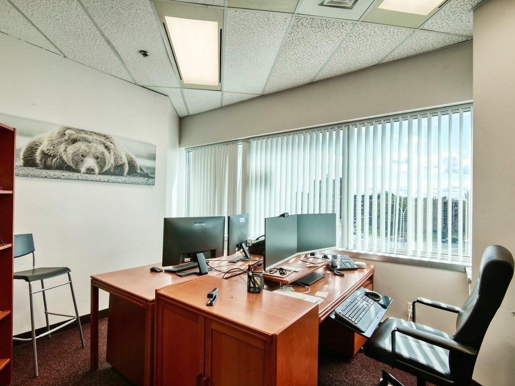 









1695


Boul. Laval

, 340,
Laval (Laval-des-Rapides),




QC
H7S2M2

