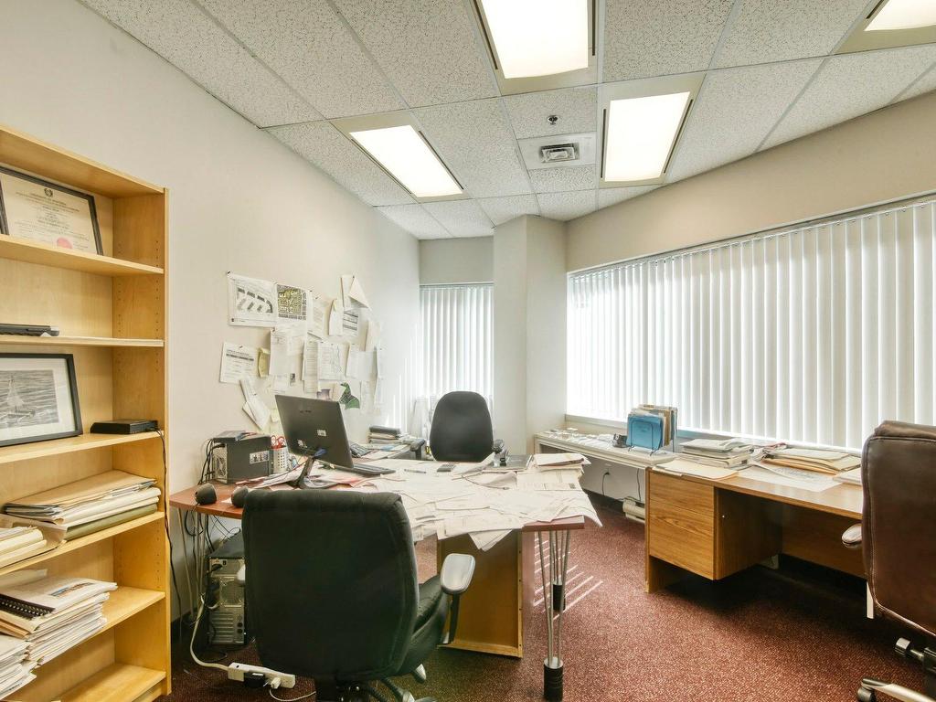 









1695


Boul. Laval

, 340,
Laval (Laval-des-Rapides),




QC
H7S2M2

