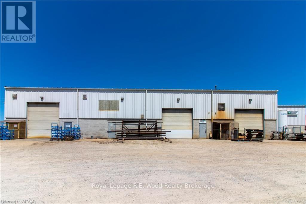 












102 SPRUCE STREET

,
Tillsonburg,




Ontario
N4G5V3

