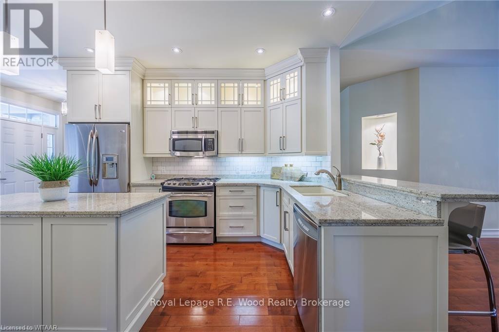 












102 - 5 WOOD HAVEN DRIVE

,
Tillsonburg,




Ontario
N4G0A8

