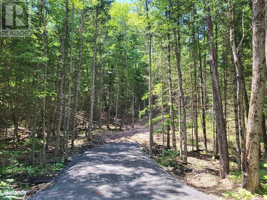 












LOT 5 FAIRY FALLS ROAD

,
Lake of Bays (Mclean),







Ontario
P0B1A0

