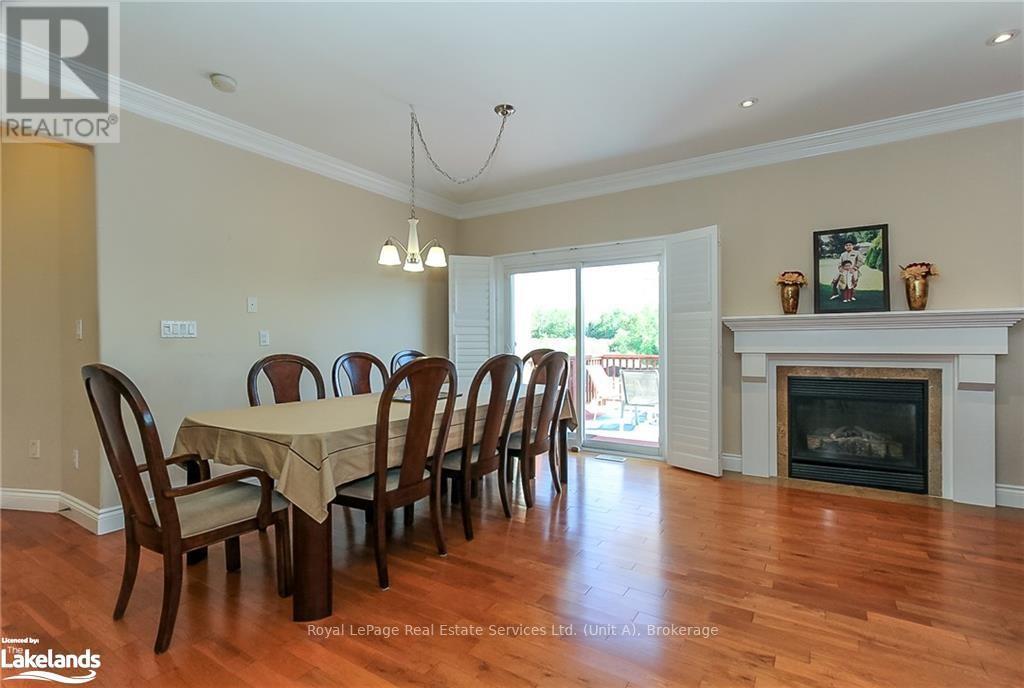 












16 WASAGA SANDS DRIVE

,
Wasaga Beach,




Ontario
L9Z1J6

