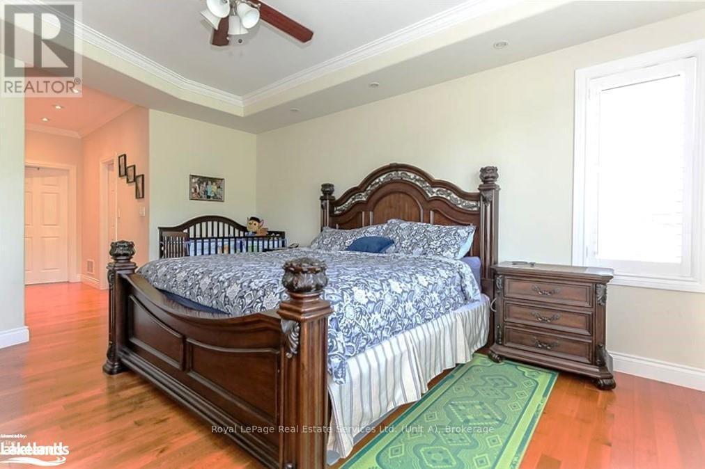 












16 WASAGA SANDS DRIVE

,
Wasaga Beach,




Ontario
L9Z1J6

