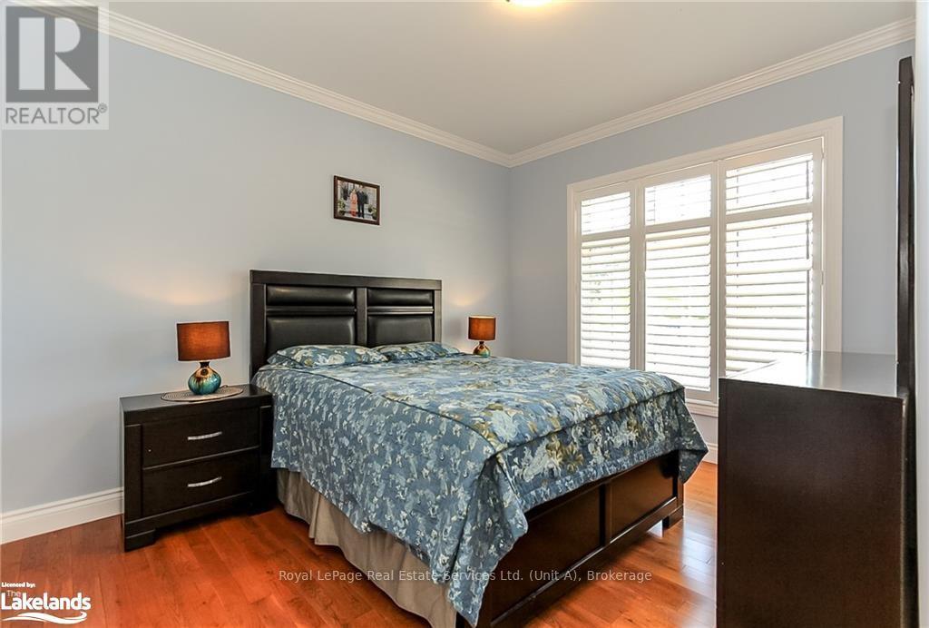 












16 WASAGA SANDS DRIVE

,
Wasaga Beach,




Ontario
L9Z1J6

