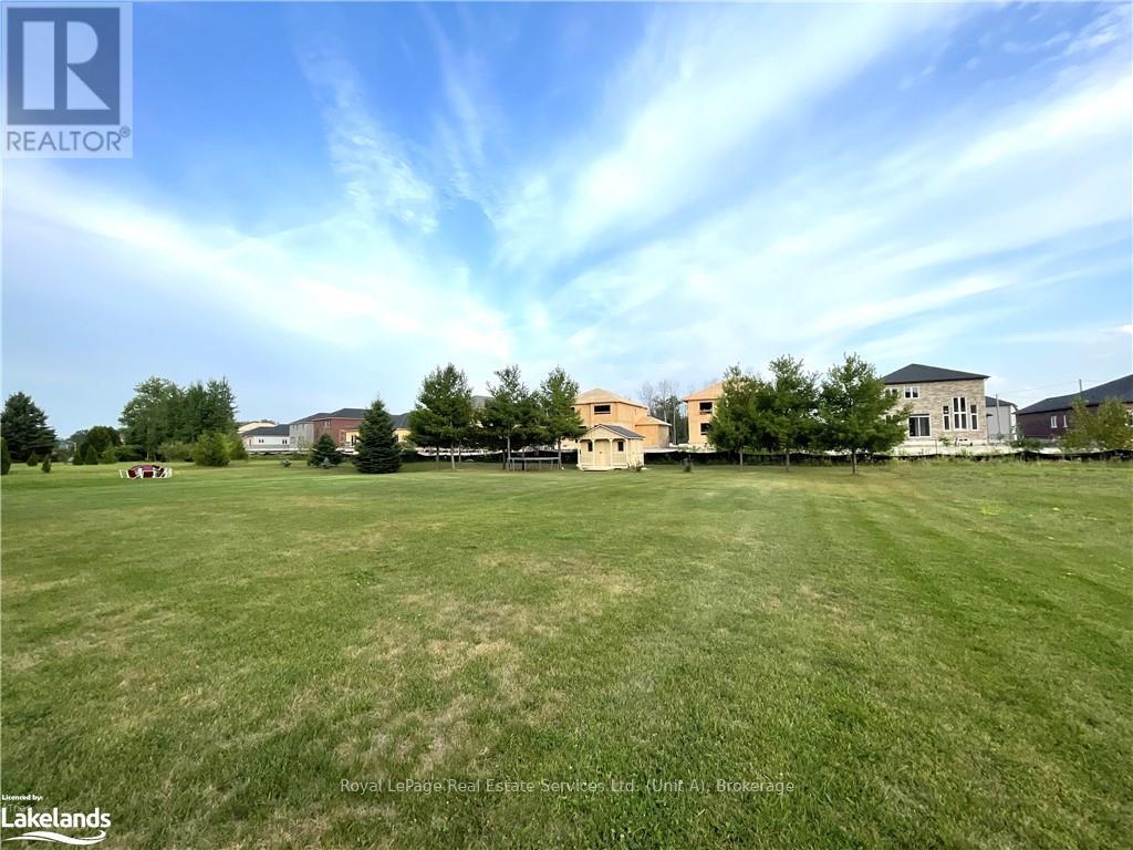 












16 WASAGA SANDS DRIVE

,
Wasaga Beach,




Ontario
L9Z1J6

