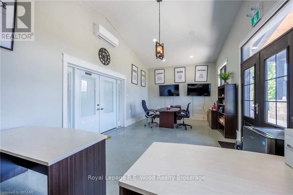 












285801 AIRPORT ROAD

,
Norwich (Norwich Town),




Ontario
N0J1P0

