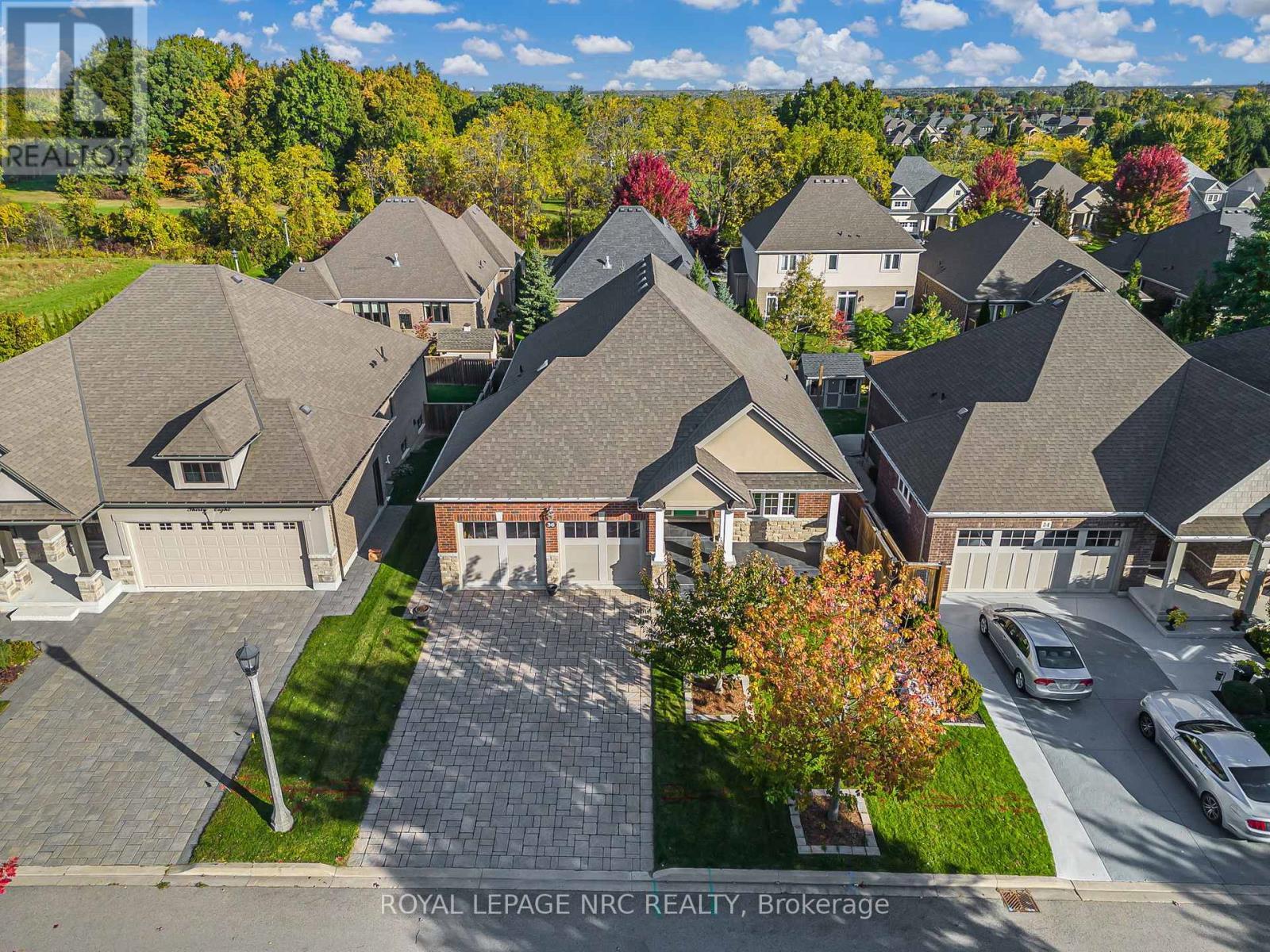 












36 HICKORY AVENUE

,
Niagara-on-the-Lake (St. Davids),




Ontario
L0S1J1


