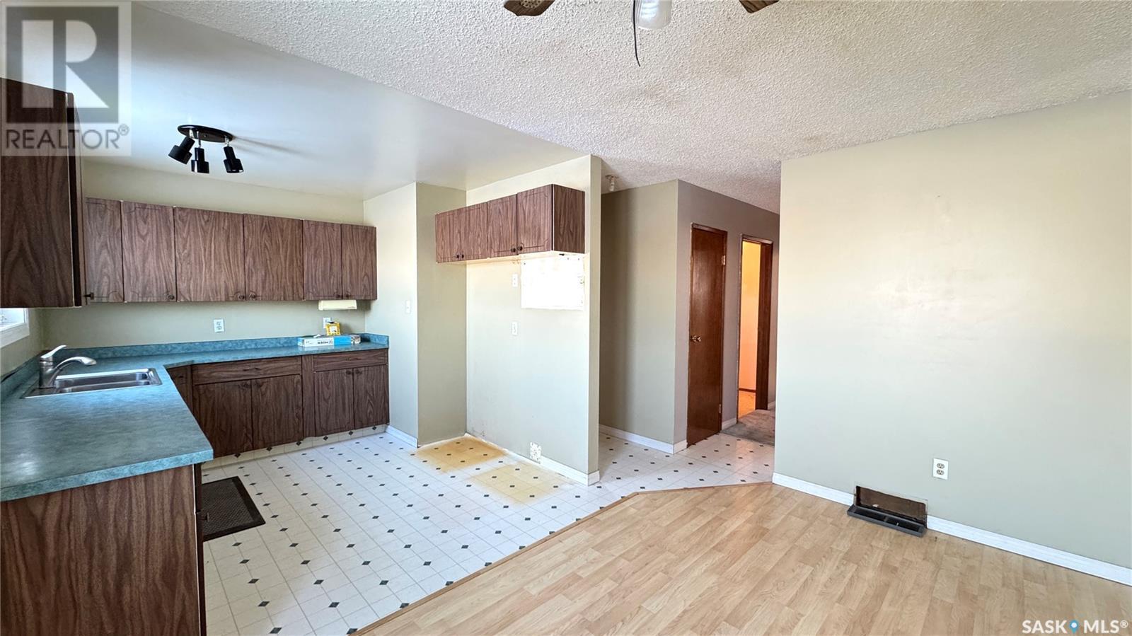 












Jess Acreage RM Willner

,
Willner Rm No. 253,




Saskatchewan
S0H3Z0

