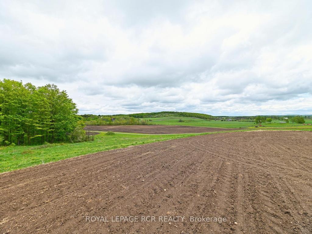 









716582


1st Line E H S

N/A,
Mulmur,







ON
L9V 0G2

