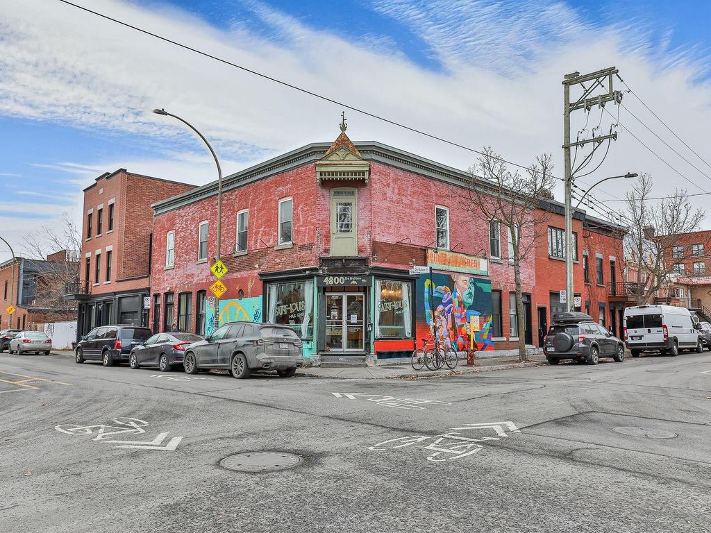 









4800Z


Rue De Bullion

,
Montréal (Le Plateau-Mont-Royal),




QC
H2T1Y8

