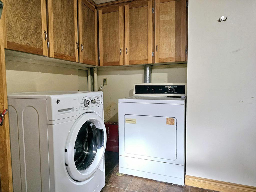 












83 Kensington Road

,
Charlottetown,




PE
C1A 5J1

