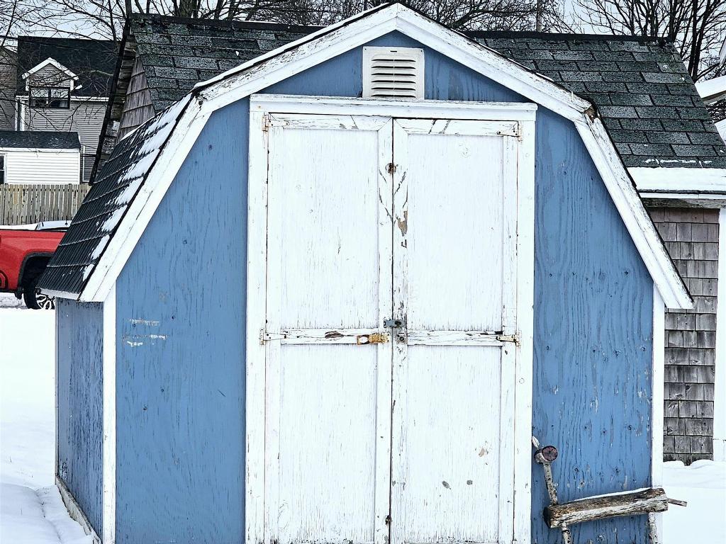 












83 Kensington Road

,
Charlottetown,




PE
C1A 5J1

