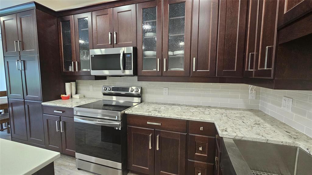 












B 124 Pleasant Valley Drive

,
Pelican Lake,




Manitoba
R0K0C0


